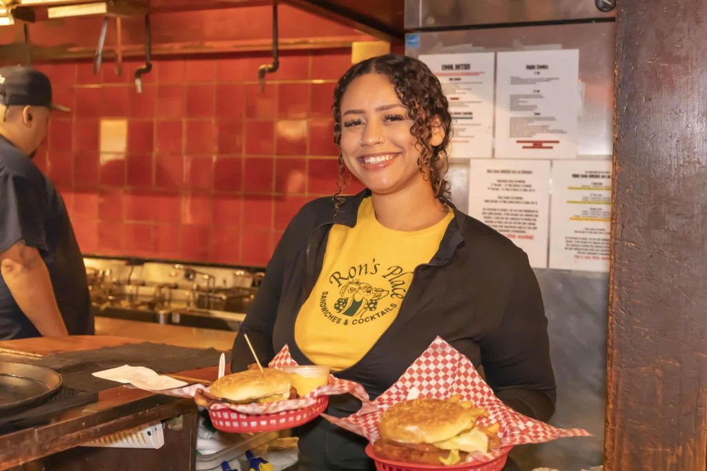 Best Bar Food in Kenosha, 5x5 burger Kenosha, Long Island Iced Tea Kenosha