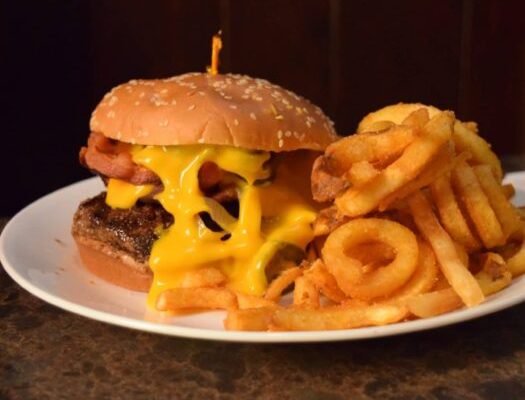 Delicious Bar Food in Kenosha WI Delicious Bar Food in Kenosha, 5x5 burger Kenosha, Long Island Iced Tea flavors Kenosha
