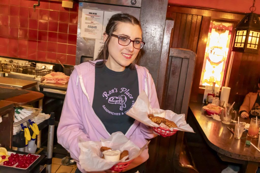 Fish Fry in Kenosha WI fish fry in Kenosha, Kenosha restaurant fish fry, Wisconsin fish fry Kenosha