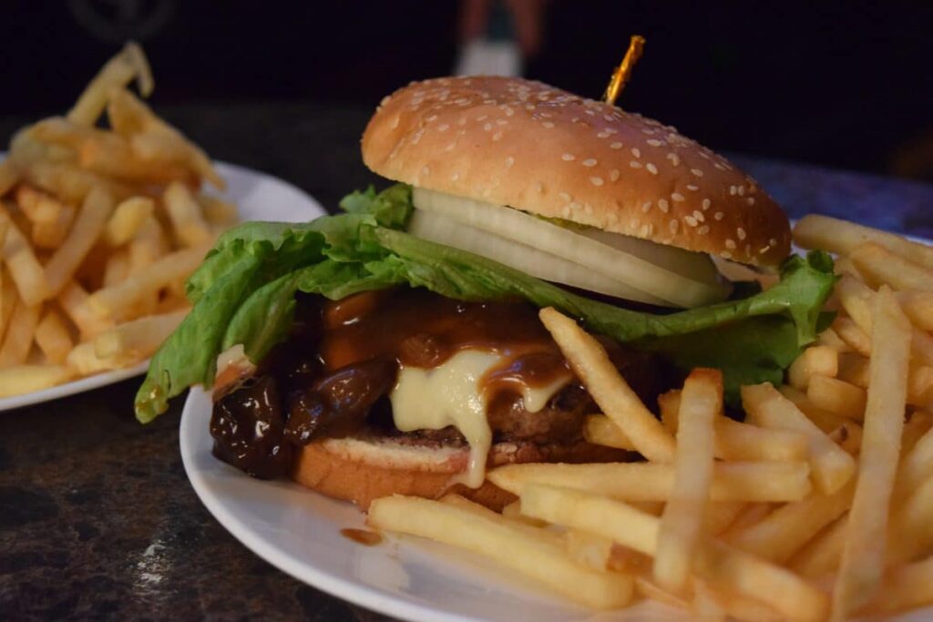 cheeseburger in kenosha, burger place in kenosha, best cheeseburger in kenosha